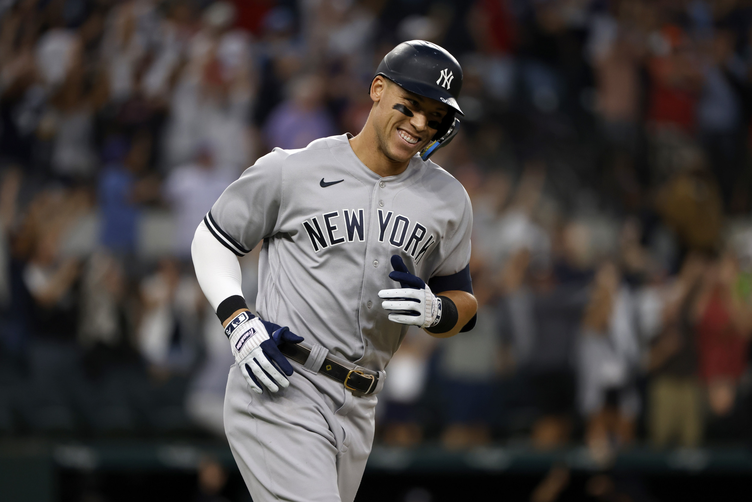 Aaron Judge's 2025 On-Field Goal: The Push-Up Revelation Aaron Judge's 2025 On-Field Goal: The Push-Up Revelation