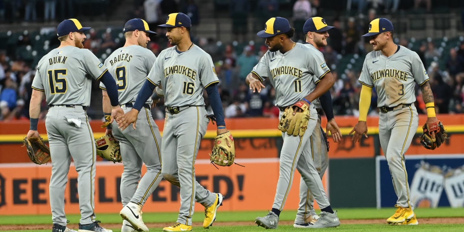 Brewers' Nine-Base Steal Record Fuels Blowout Victory Over A's Brewers' Nine-Base Steal Record Fuels Blowout Victory Over A's