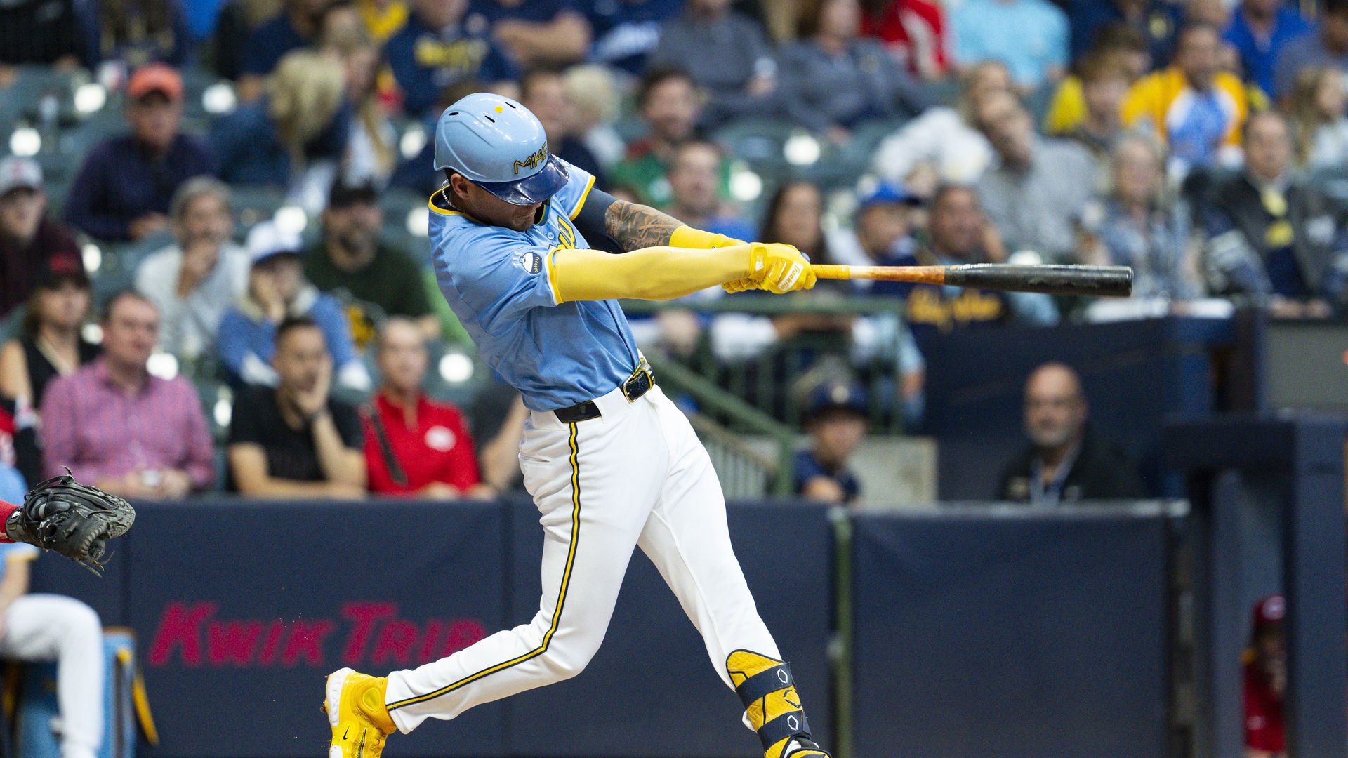 Cincinnati Reds Break Scoring Drought Against Milwaukee Brewers Cincinnati Reds Break Scoring Drought Against Milwaukee Brewers