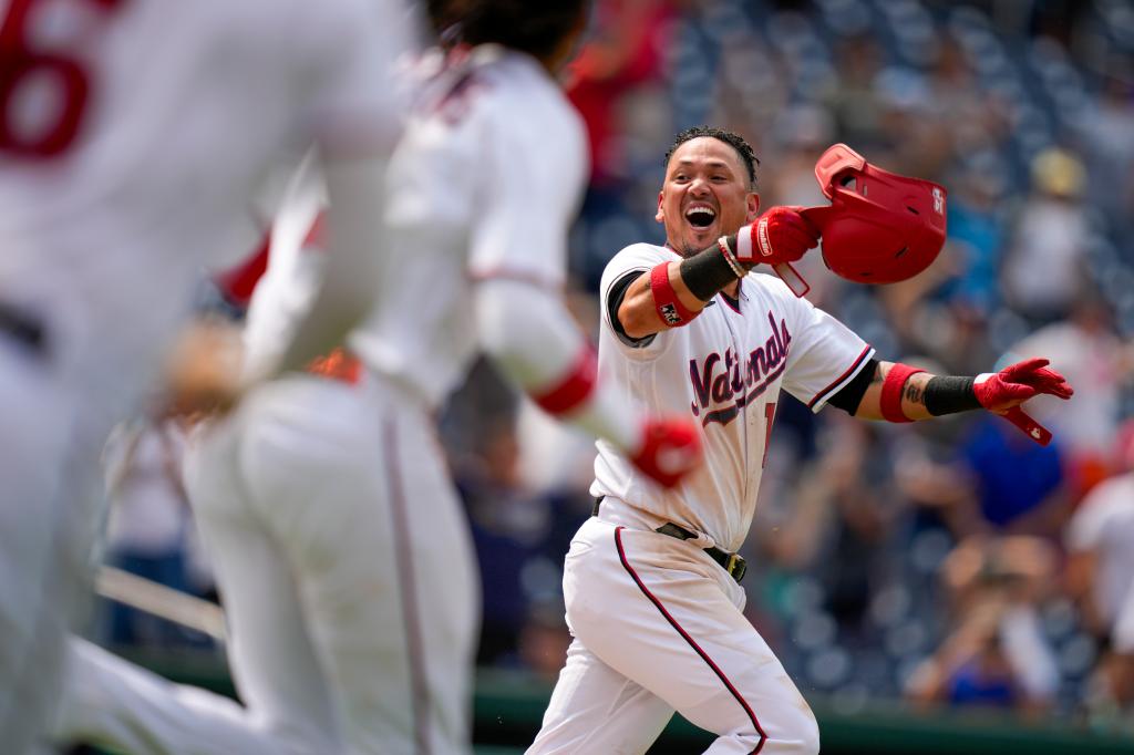 D-backs Score Five In Ninth For Dramatic Walk-Off Win Against Brewers D-backs Score Five In Ninth For Dramatic Walk-Off Win Against Brewers
