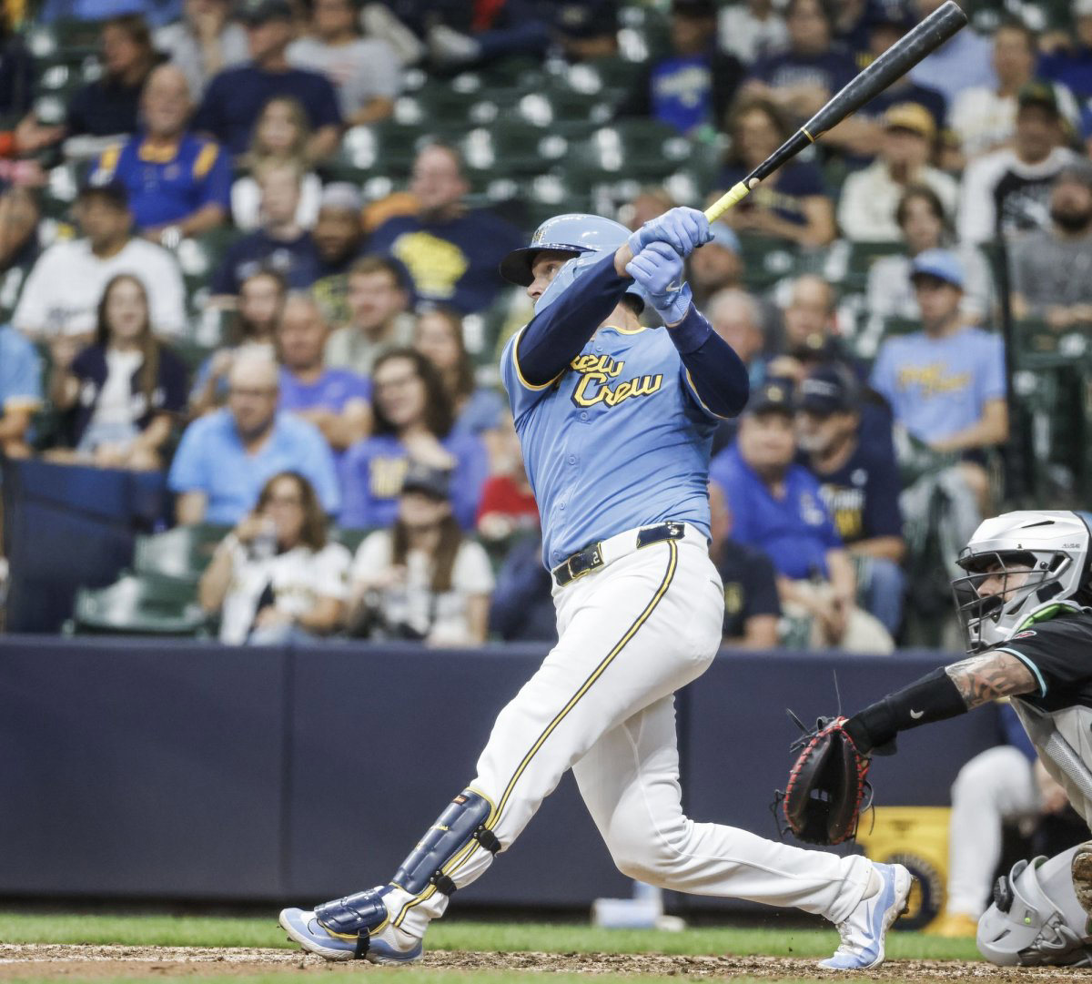 Diamondbacks Top Brewers In 5-2 Victory Diamondbacks Top Brewers In 5-2 Victory