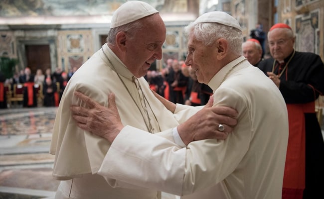Pope Francis Dies At 88: Pneumonia Confirmed As Cause Of Death Pope Francis Dies At 88: Pneumonia Confirmed As Cause Of Death