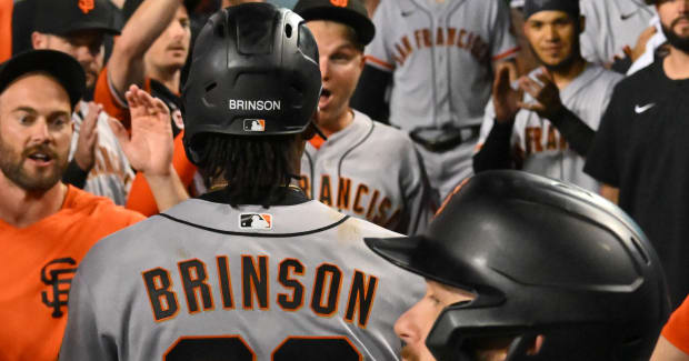 SF Giants Defeat Brewers Thanks To Flores And Lee's Strong Performances SF Giants Defeat Brewers Thanks To Flores And Lee's Strong Performances