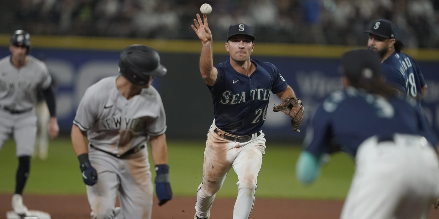 Walk-Off Bunt Sinks Royals In 11th Inning Loss To Brewers Walk-Off Bunt Sinks Royals In 11th Inning Loss To Brewers